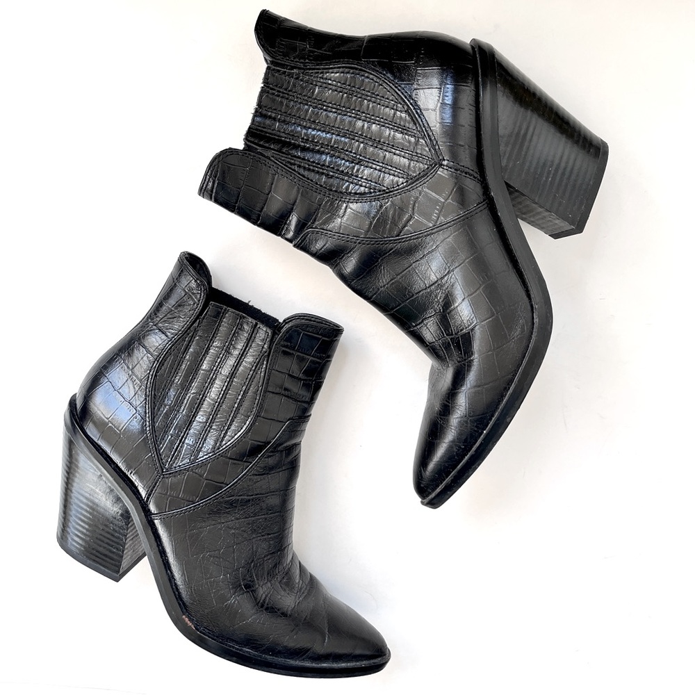Rebecca Minkoff Embossed Leather Western Black Ankle Boots Size 9.5 - Picture 2 of 9
